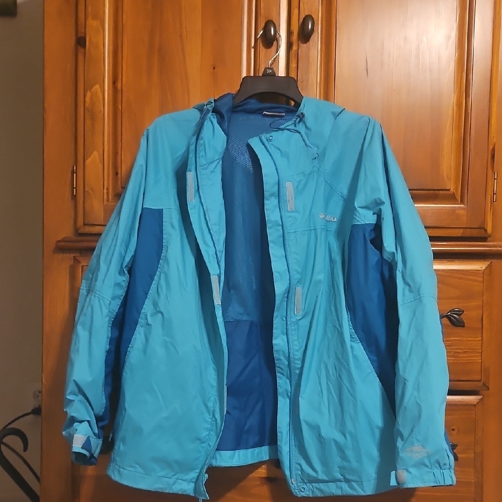 Columbia Teal and Navy Hooded Jacket